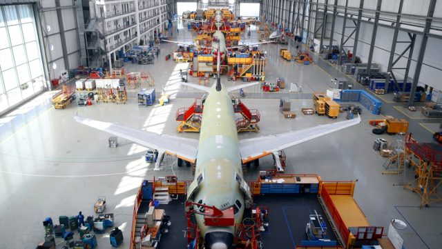 Avrupalı uçak üreticisi Airbus 15 bin kişiyi işten çıkaracak