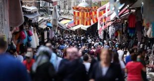 İstanbul'da fiyatı en çok artan ve azalan ürünler açıklandı! Yüzde 65 oranında zamlanan takım elbise zirvede yer aldı