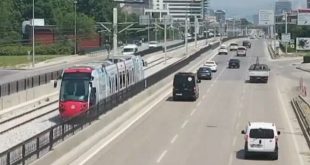Bursa'da tramvay toplu taşıma ücretlerine zam